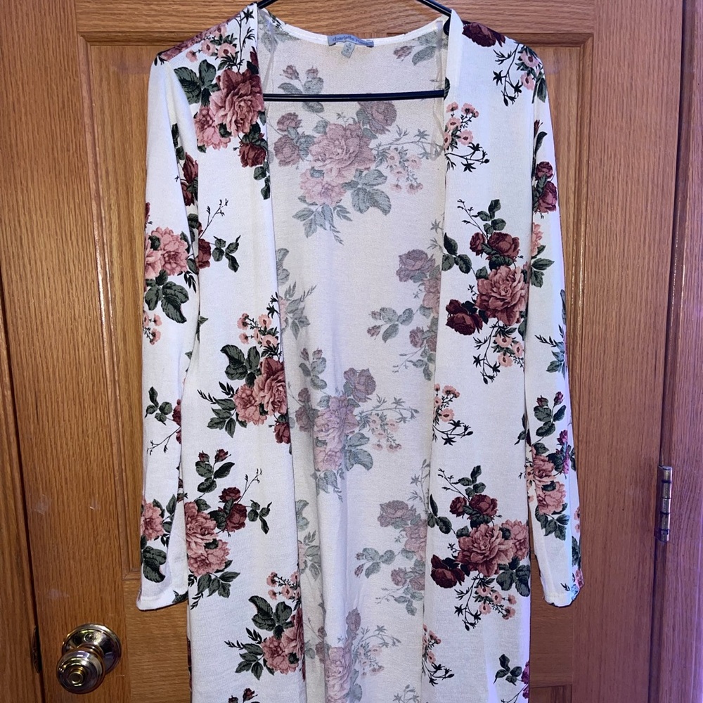 Charlotte russe floral cardigan
